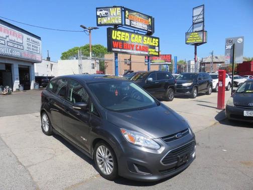 Magnetic Metallic 2017 Ford C-Max Hybrid SE