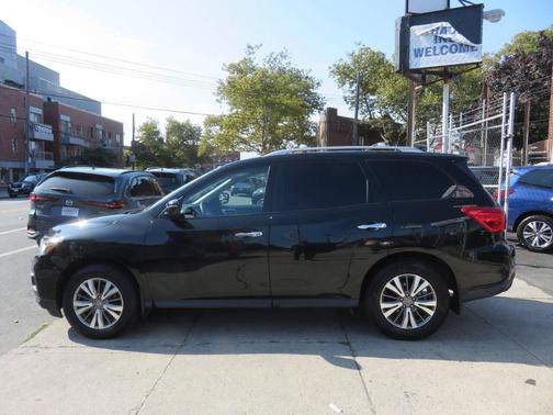 2020 Nissan Pathfinder S 4WD