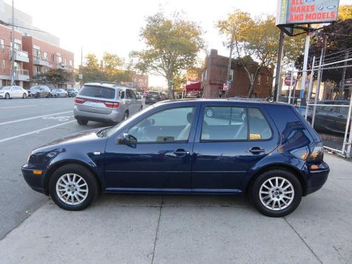 2004 Volkswagen Golf GLS