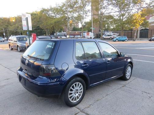 2004 Volkswagen Golf GLS