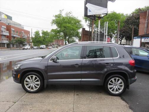 2016 Volkswagen Tiguan 2.0T SE 4MOTION
