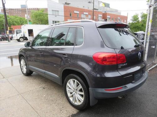 2016 Volkswagen Tiguan 2.0T SE 4MOTION
