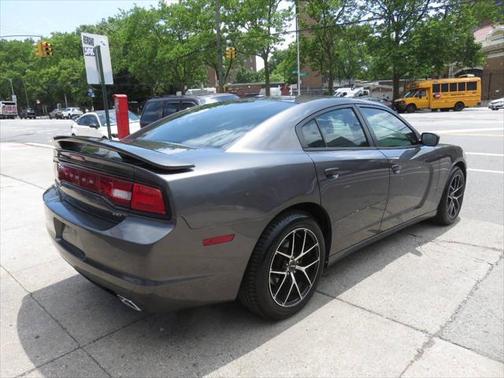 2014 Dodge Charger SXT