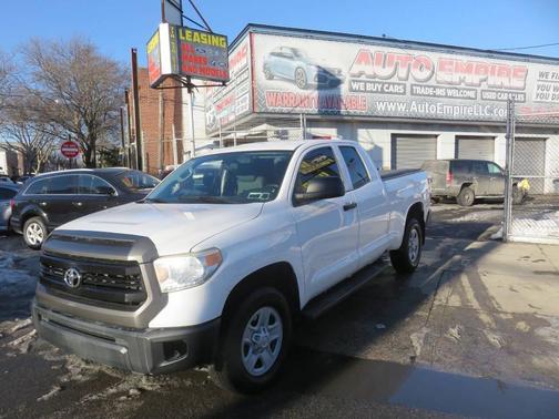 2017 Toyota Tundra SR