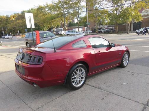 2014 Ford Mustang V6 Premium