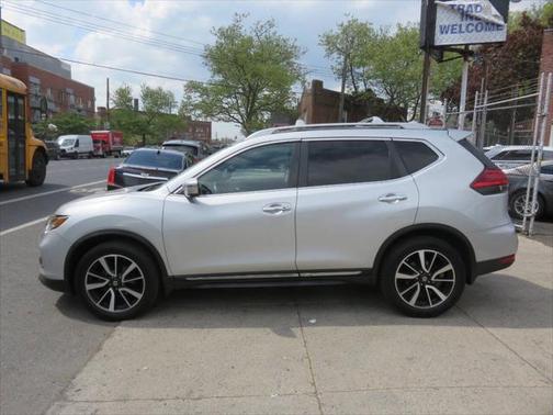 2017 Nissan Rogue SL