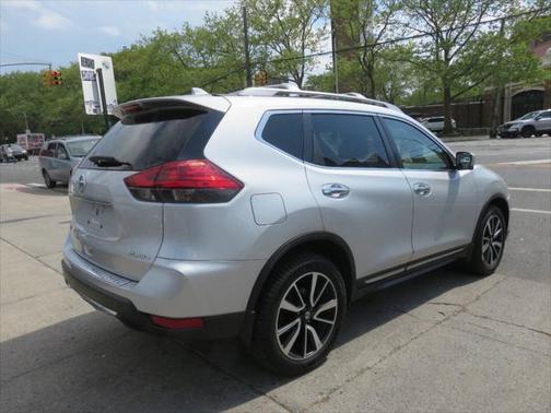 2017 Nissan Rogue SL