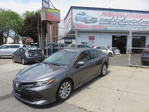 Predawn Gray Mica 2018 Toyota Camry LE