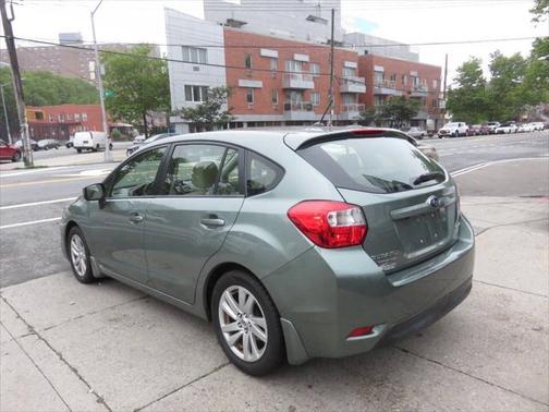 2015 Subaru Impreza 2.0i Premium