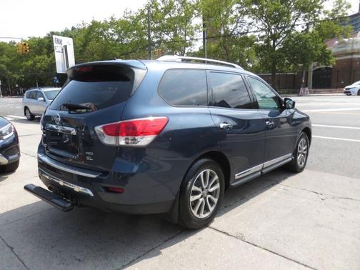2014 Nissan Pathfinder SL