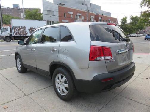 2013 Kia Sorento LX