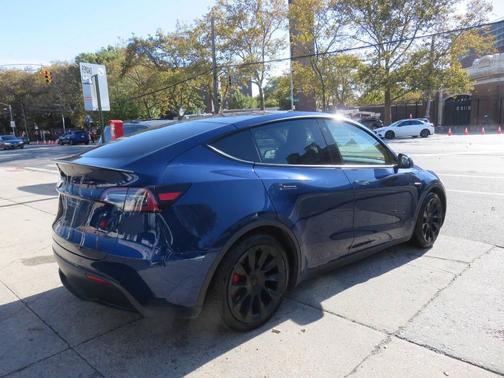 2021 Tesla Model Y Performance Dual Motor All-Wheel Drive