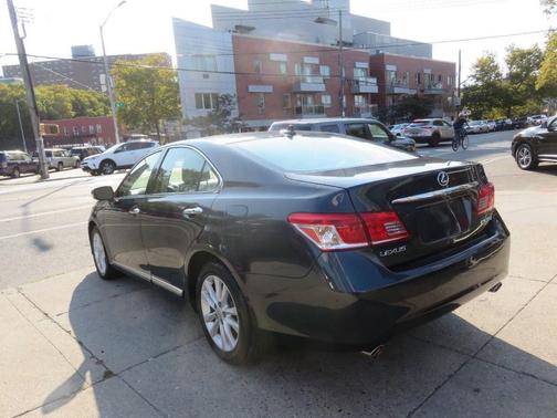 2010 Lexus ES 350 Base