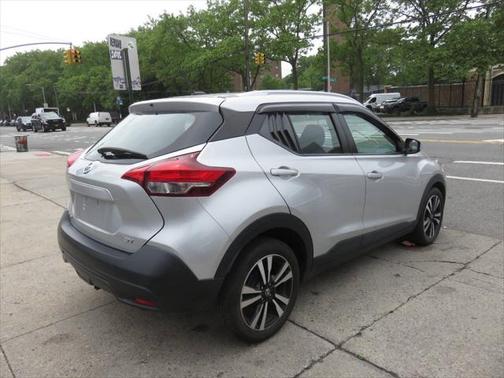2019 Nissan Kicks SV