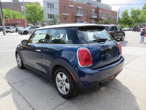 2017 MINI Hardtop Cooper