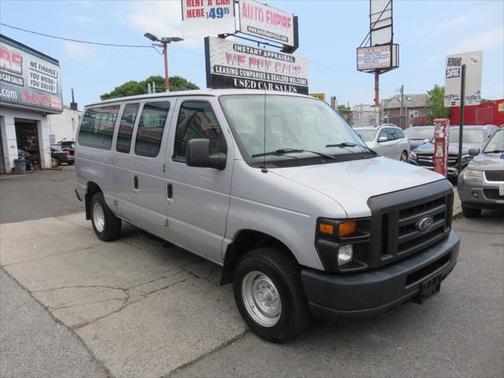 2014 Ford E350 Super Duty XL