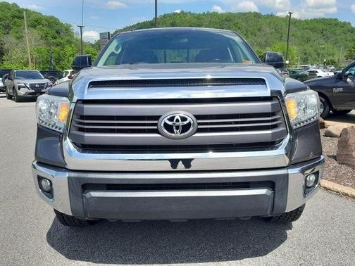 2015 Toyota Tundra SR5