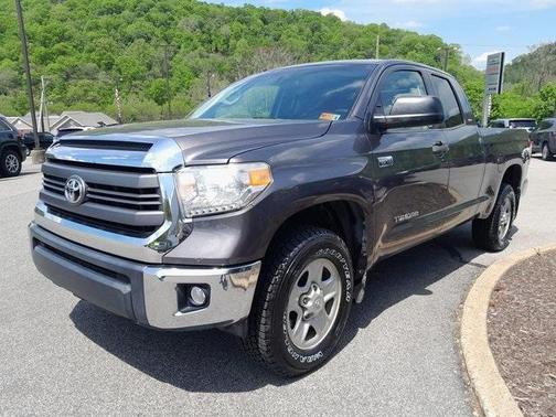 2015 Toyota Tundra SR5