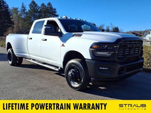 Bright White Clearcoat 2026 RAM 3500 Tradesman