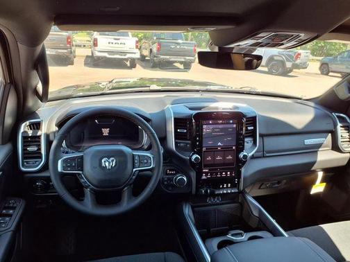 Diamond Black 2026 RAM 1500 Big Horn/Lone Star