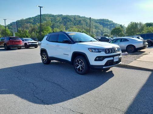 Bright White Clearcoat 2024 Jeep Compass Limited