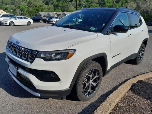 Bright White Clearcoat 2024 Jeep Compass Limited