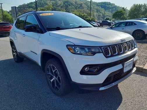 Bright White Clearcoat 2024 Jeep Compass Limited