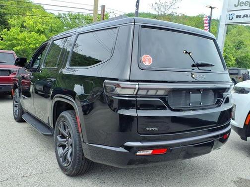 Gloss Black 2026 Jeep Grand Wagoneer Limited