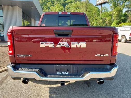 Delmonico Red Pearlcoat 2025 RAM 1500 Big Horn/Lone Star