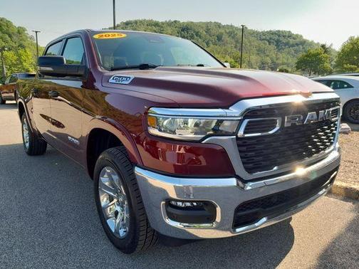 Delmonico Red Pearlcoat 2025 RAM 1500 Big Horn/Lone Star