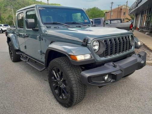 2024 Jeep Gladiator Sport