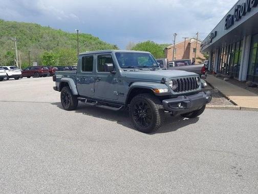 2024 Jeep Gladiator Sport