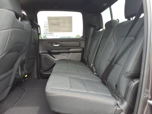 Granite Crystal Clearcoat Metallic 2026 RAM 1500 Express