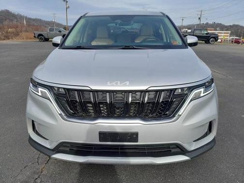 2022 Kia Carnival LXS