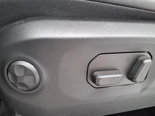 Bright White Clearcoat 2026 Jeep Wrangler Sahara