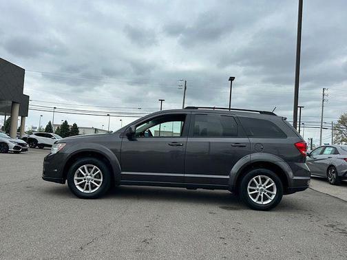 Granite Crystal Metallic Clearcoat 2017 Dodge Journey SXT