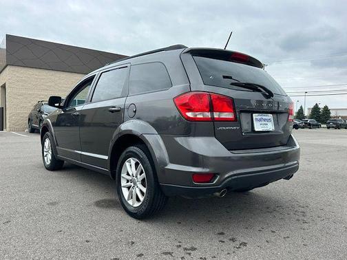 Granite Crystal Metallic Clearcoat 2017 Dodge Journey SXT