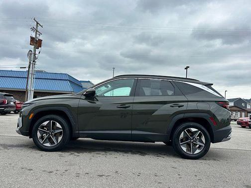 Rockwood Green 2025 Hyundai TUCSON SEL