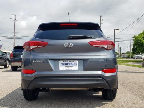 2017 Hyundai TUCSON SE