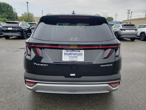2025 Hyundai TUCSON Hybrid Limited