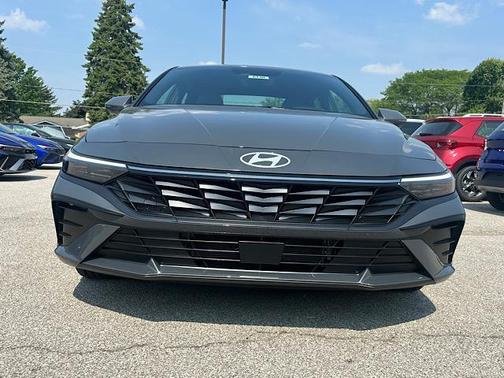 2025 Hyundai ELANTRA HEV Limited