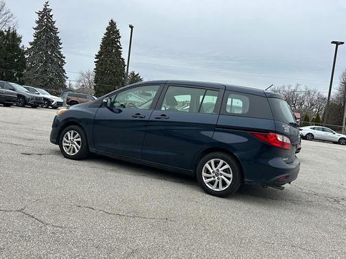 2015 Mazda Mazda5 Sport