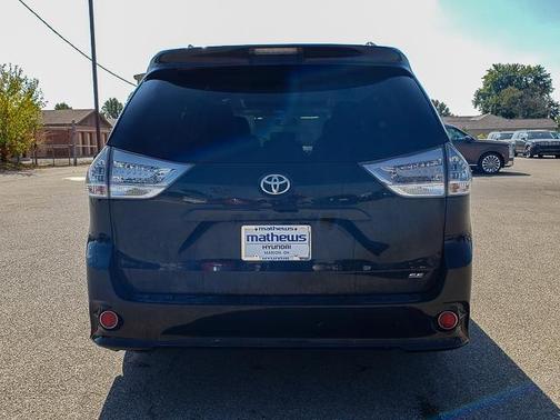 2014 Toyota Sienna SE
