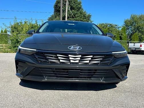 2025 Hyundai ELANTRA HEV Limited