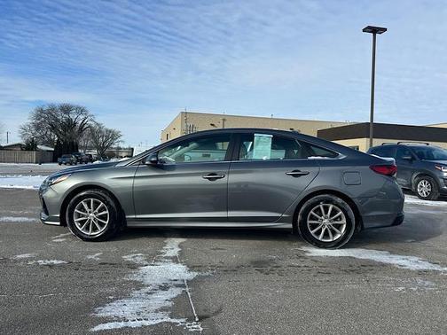 2019 Hyundai SONATA SE