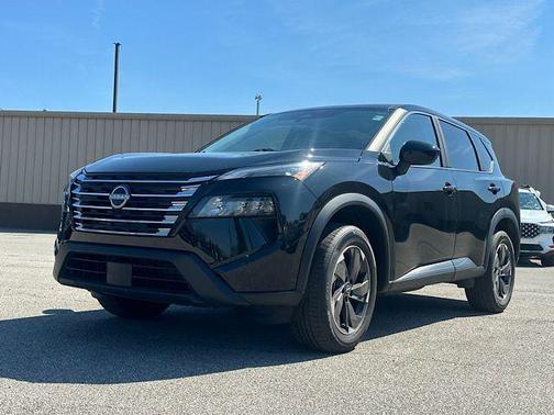 Super Black 2025 Nissan Rogue SV
