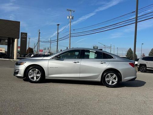 2022 Chevrolet Malibu 1LS