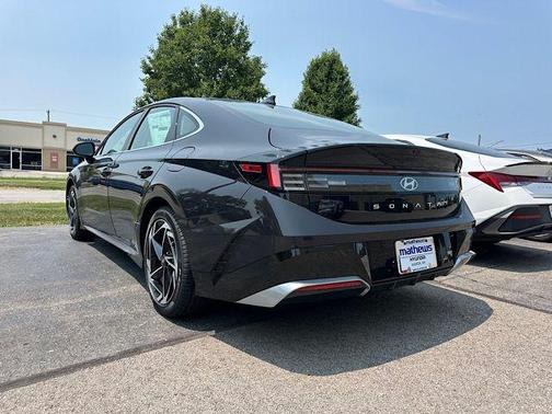 Carbon Blue 2026 Hyundai SONATA SEL