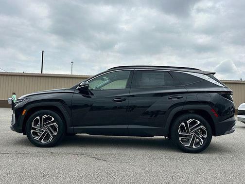 Phantom Black 2026 Hyundai TUCSON Limited