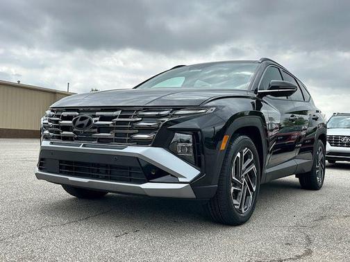 Phantom Black 2026 Hyundai TUCSON Limited